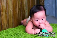 婴儿的10个提示，每天5分钟，健康和强壮的婴儿