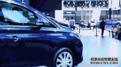 由于光奇非常强大，他甚至邀请“Anniling”为第十