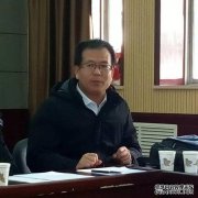 [今日和平区头条新闻]一名警察登上门，向一位古